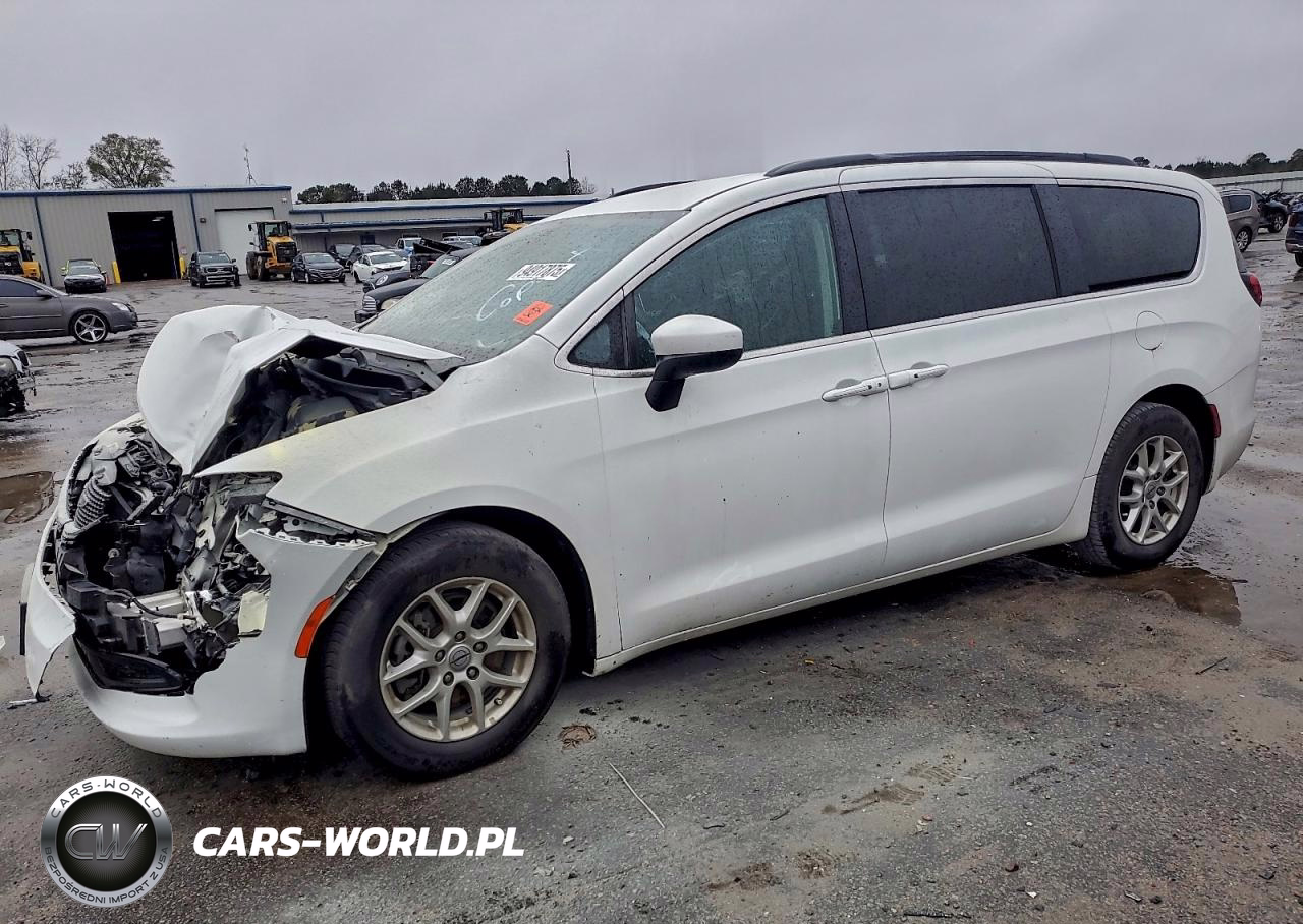 2021 Chrysler Voyager Lxi
