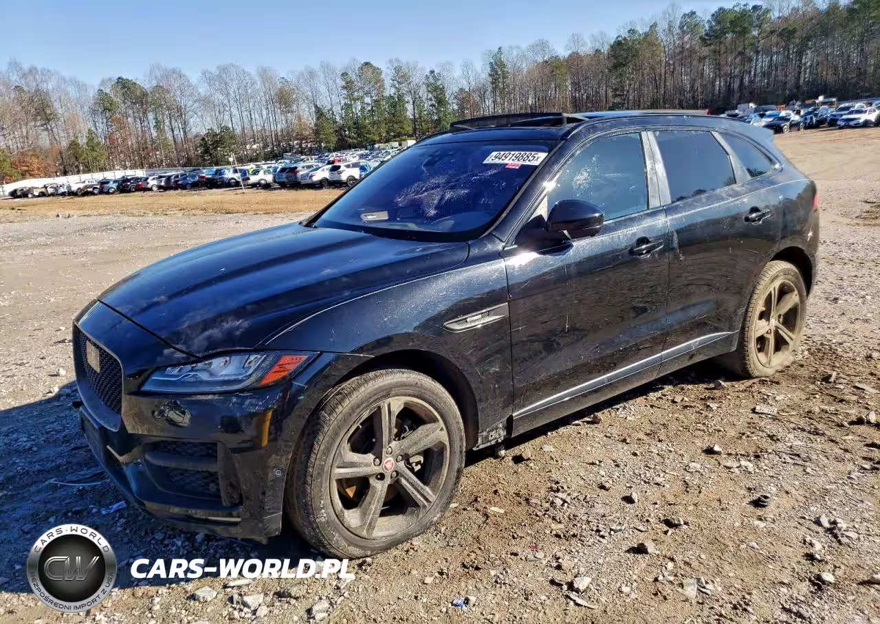 2017 Jaguar F-Pace R - Sport