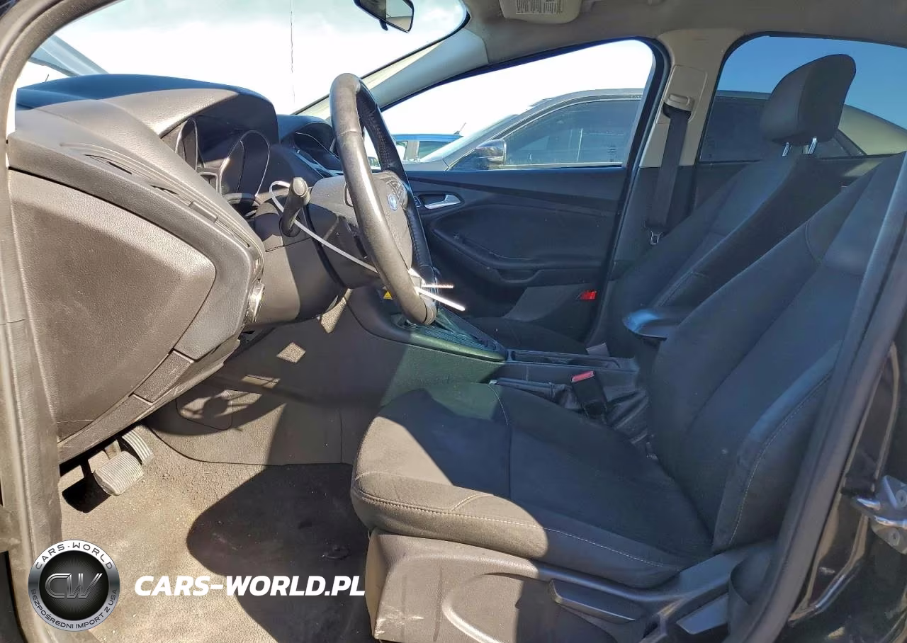 2016 Ford Focus Se VIN:1FADP3F25GL225598 - 7