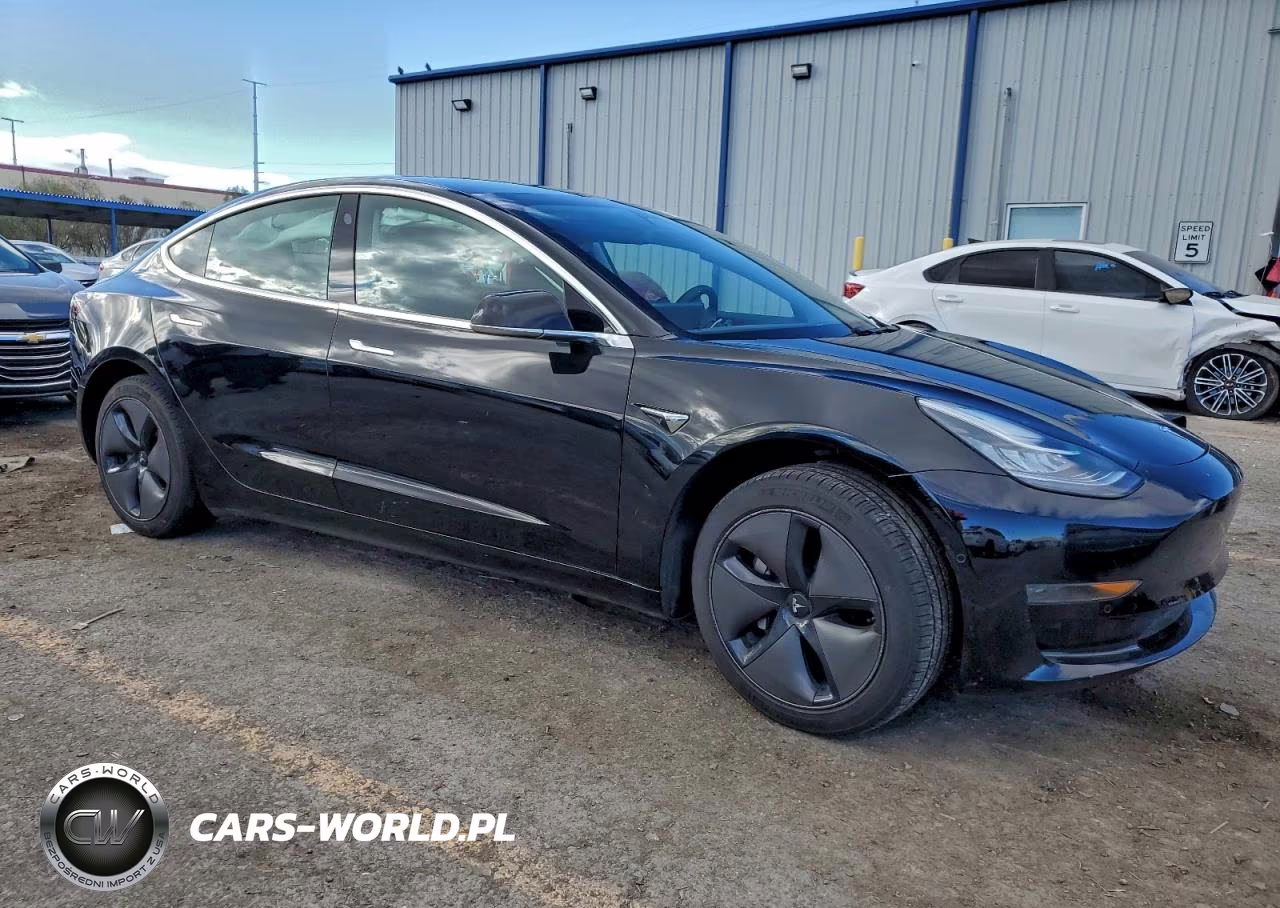 2020 Tesla Model 3 VIN:5YJ3E1EA9LF643720 - 4