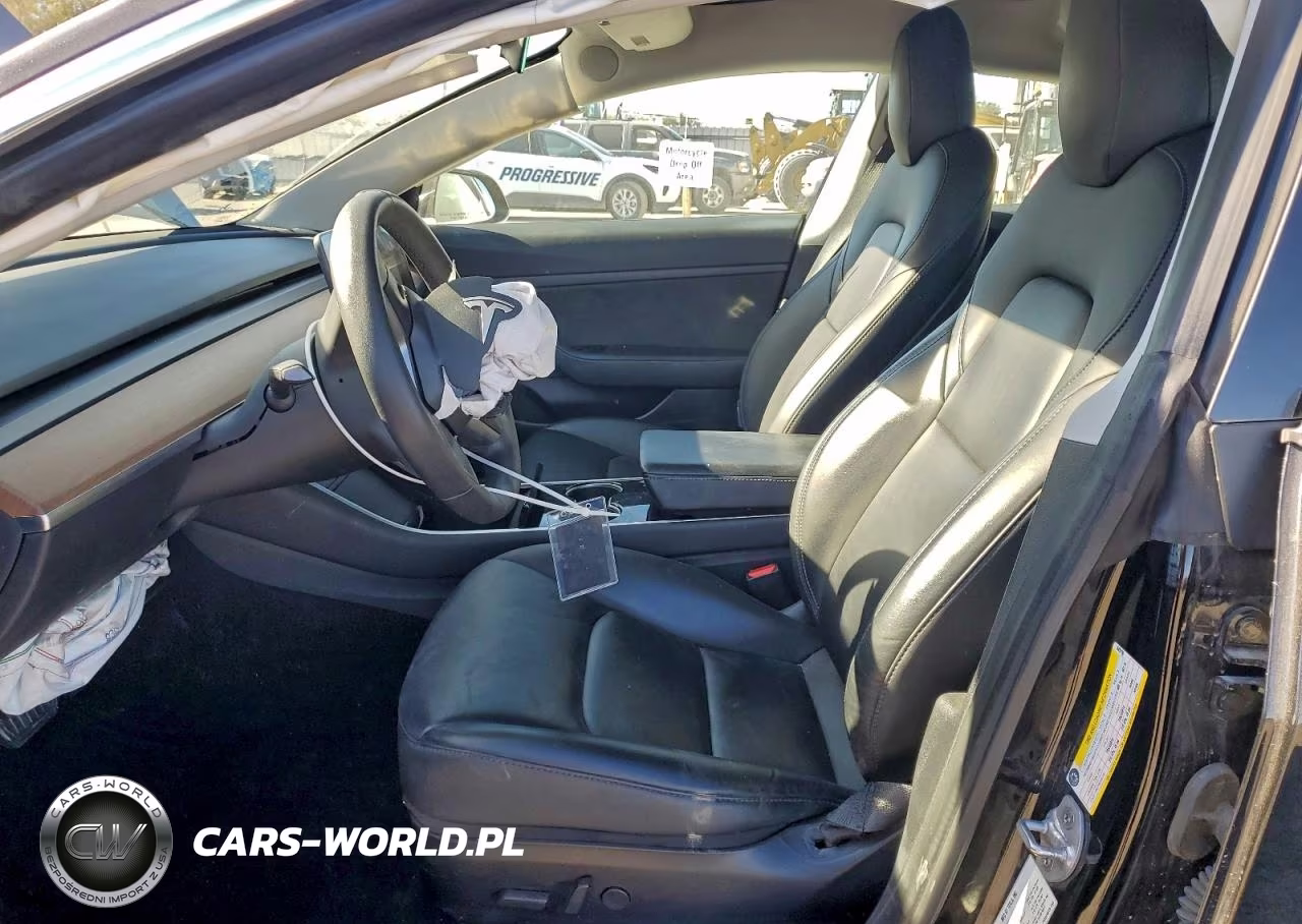 2020 Tesla Model 3 VIN:5YJ3E1EA9LF643720 - 7