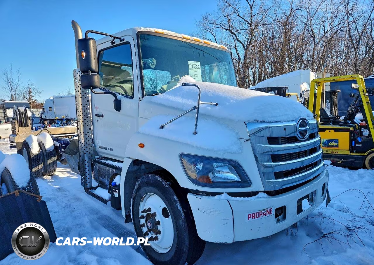 2014 Hino 338 Propane Delivery Truck