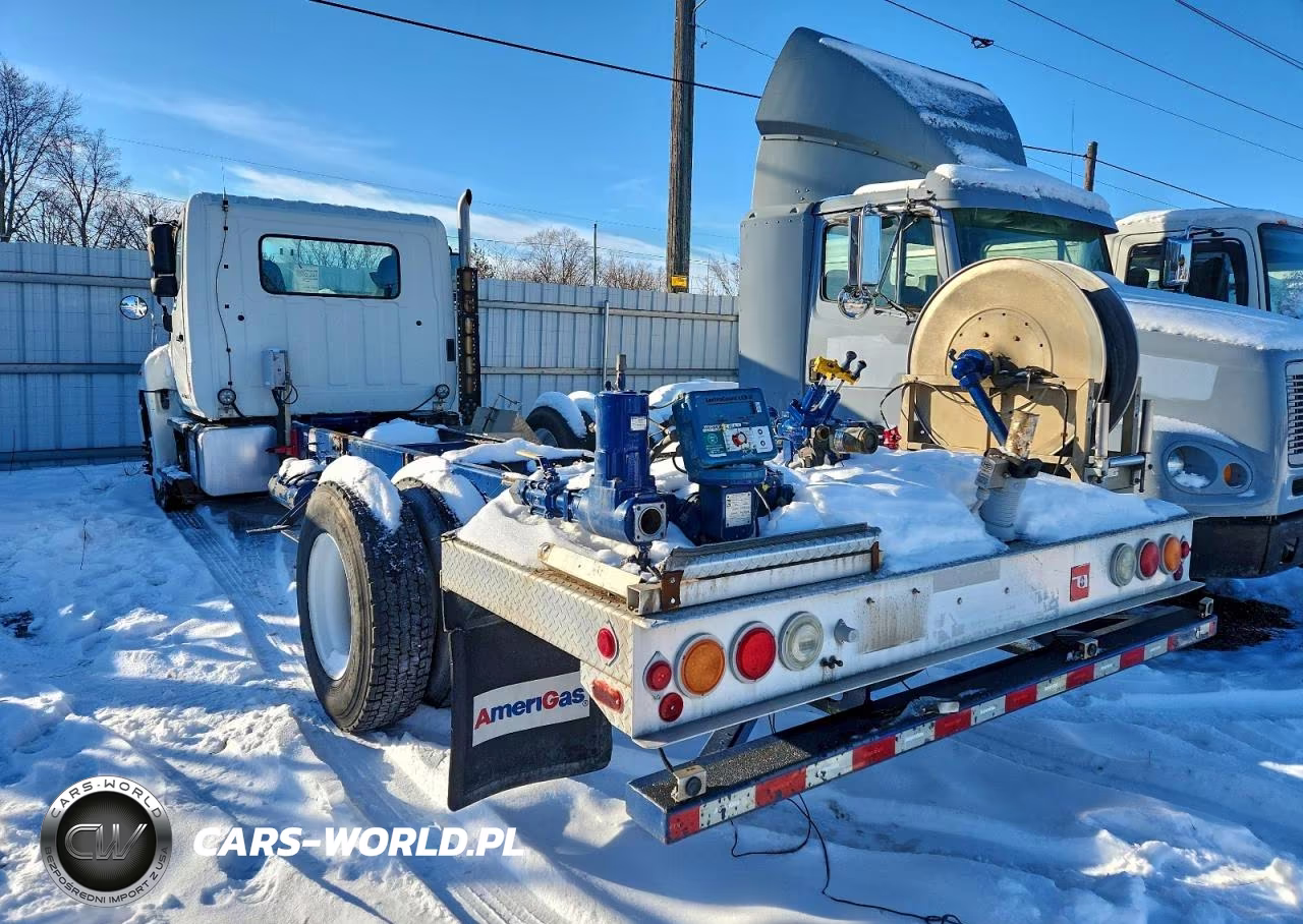2014 Hino 338 Propane Delivery Truck VIN:5PVNV8JP6E4S50215 - 3
