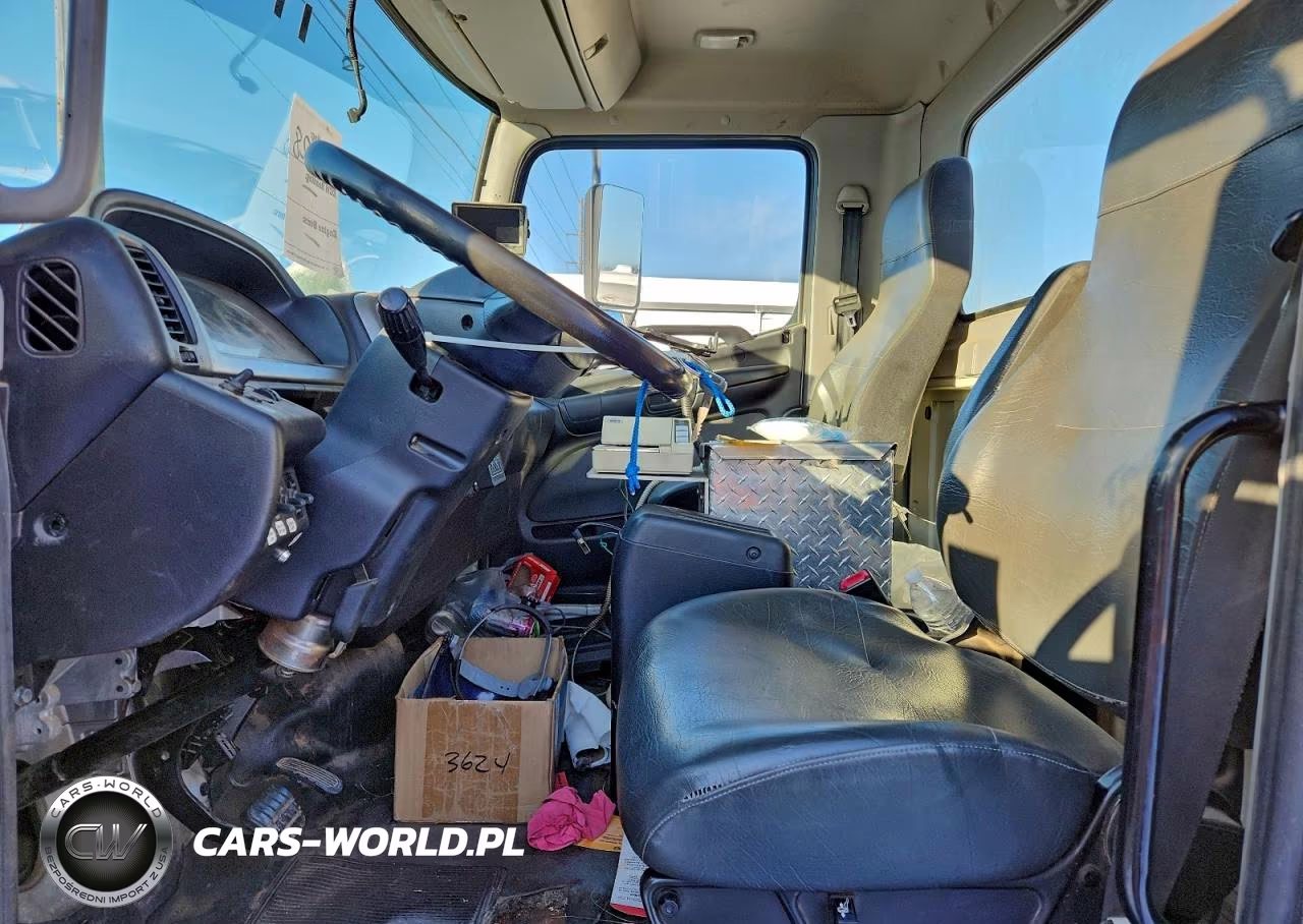 2014 Hino 338 Propane Delivery Truck VIN:5PVNV8JP6E4S50215 - 5