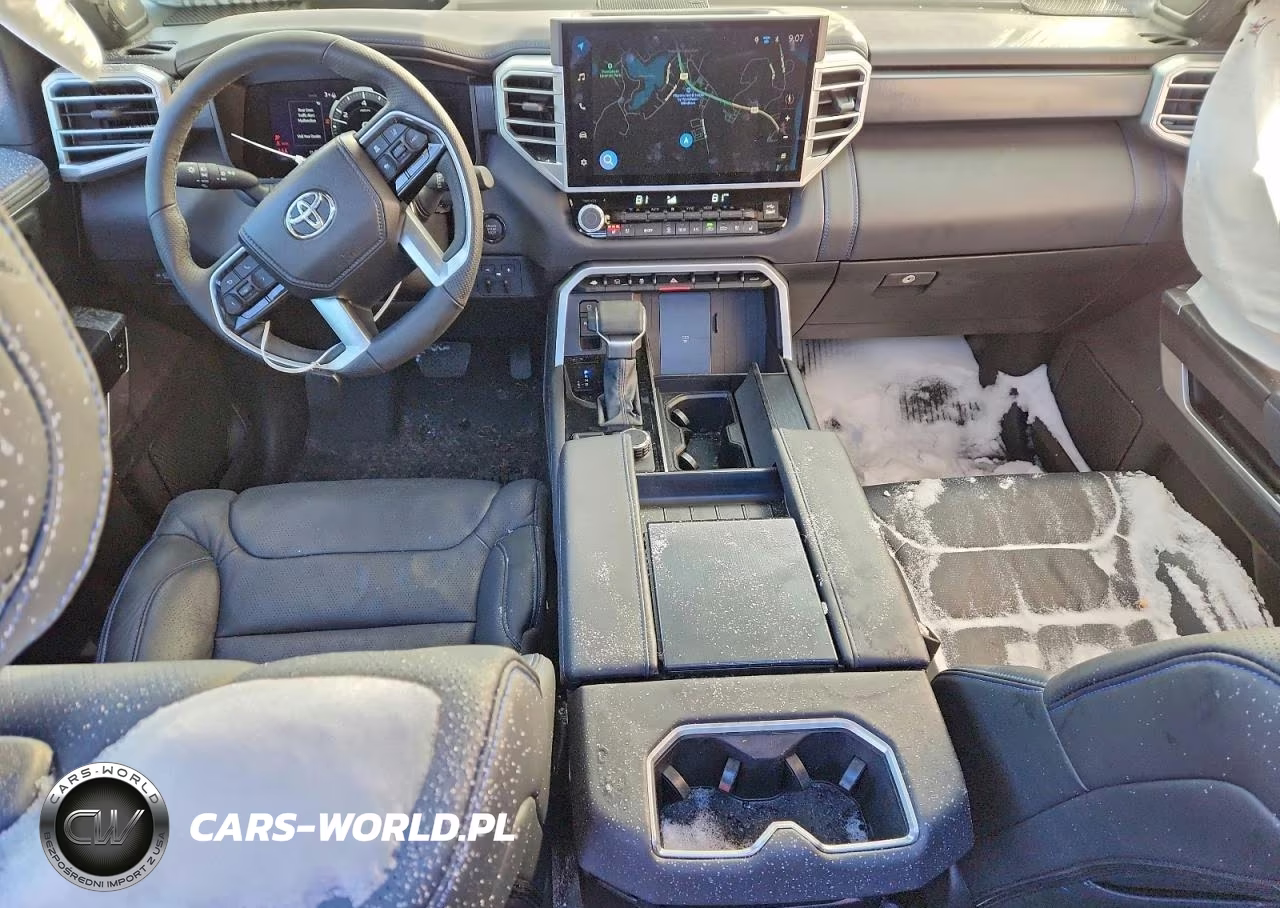 2025 Toyota Tundra Crewmax Platinum VIN:5TFNA5DB9SX302392 - 8
