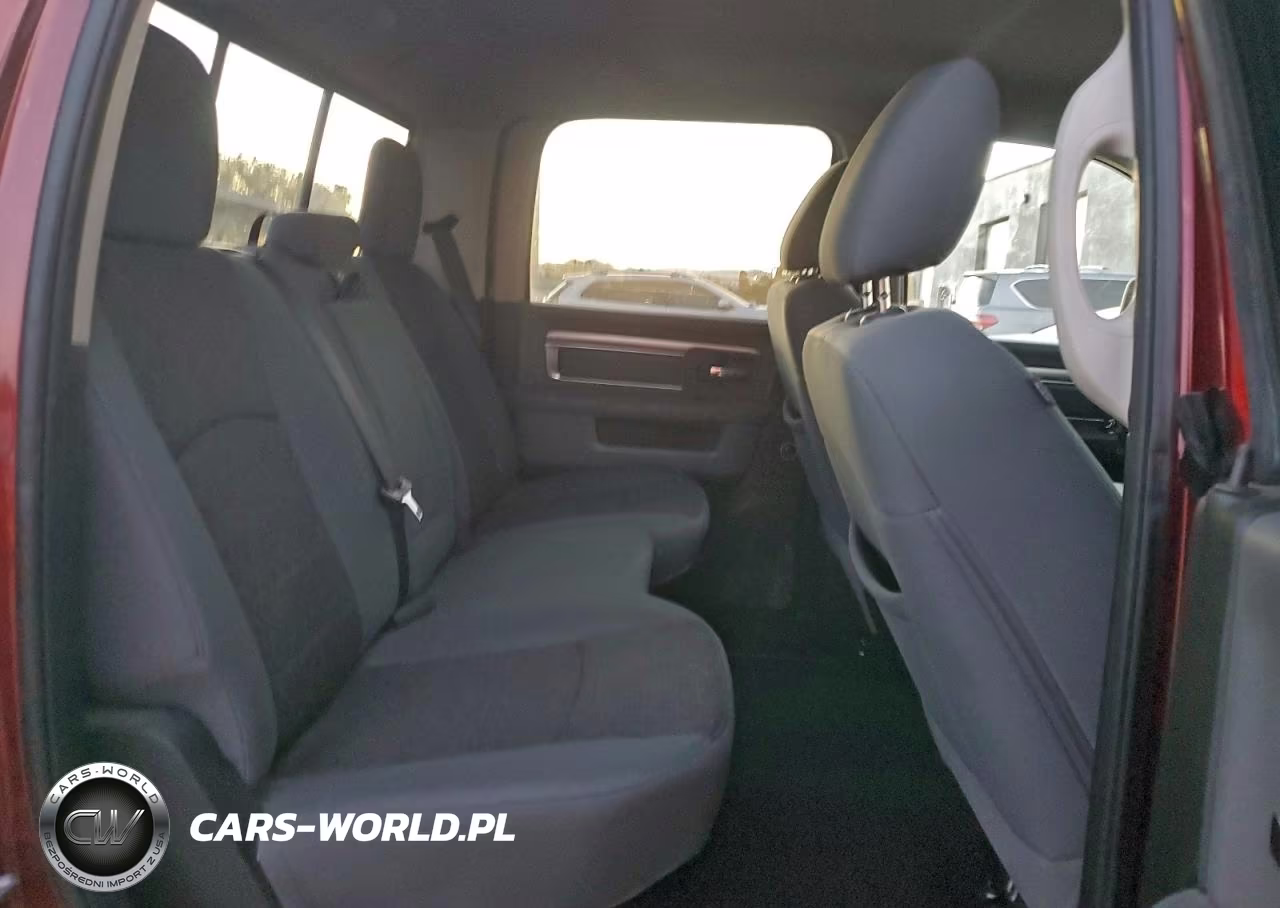 2018 Ram 1500 Slt VIN:3C6RR7LT9JG207809 - 10