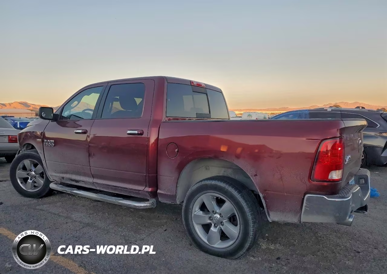 2018 Ram 1500 Slt VIN:3C6RR7LT9JG207809 - 2