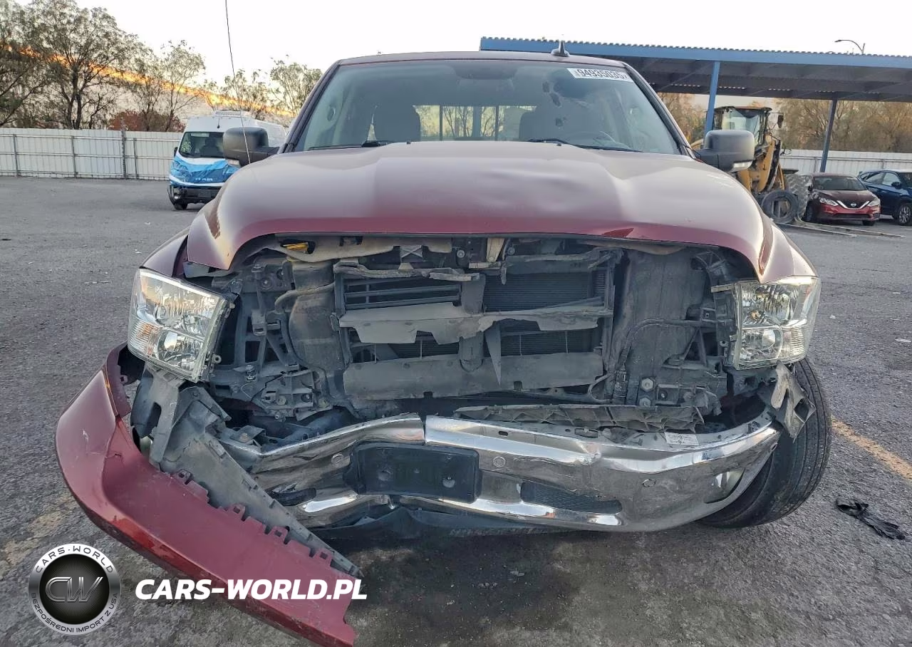 2018 Ram 1500 Slt VIN:3C6RR7LT9JG207809 - 5