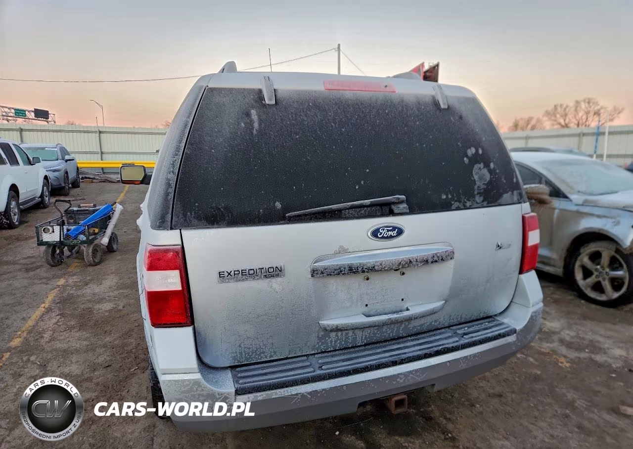 2011 Ford Expedition VIN:1FMJU2A57BEF21197 - 6