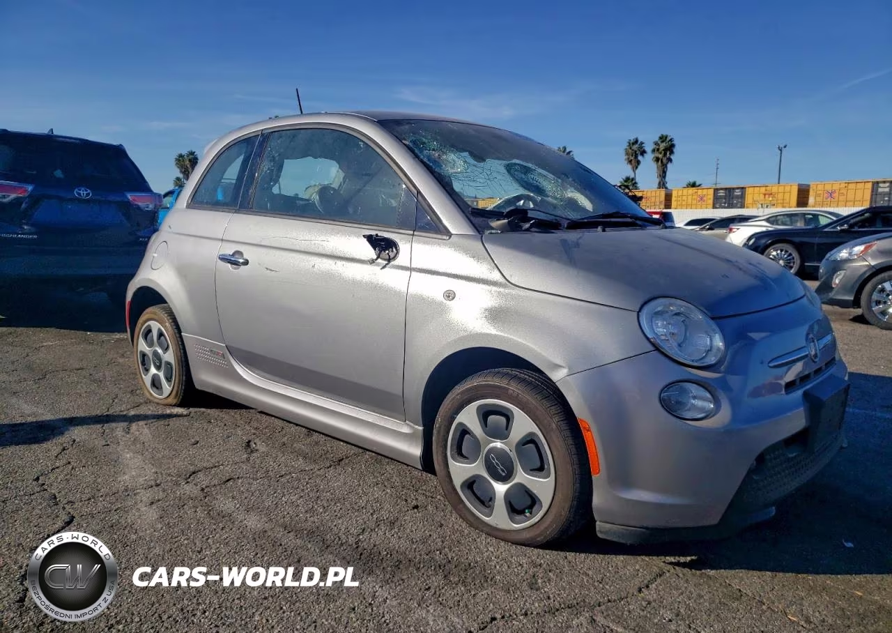 2016 Fiat 500 Electric VIN:3C3CFFGEXGT125735 - 4