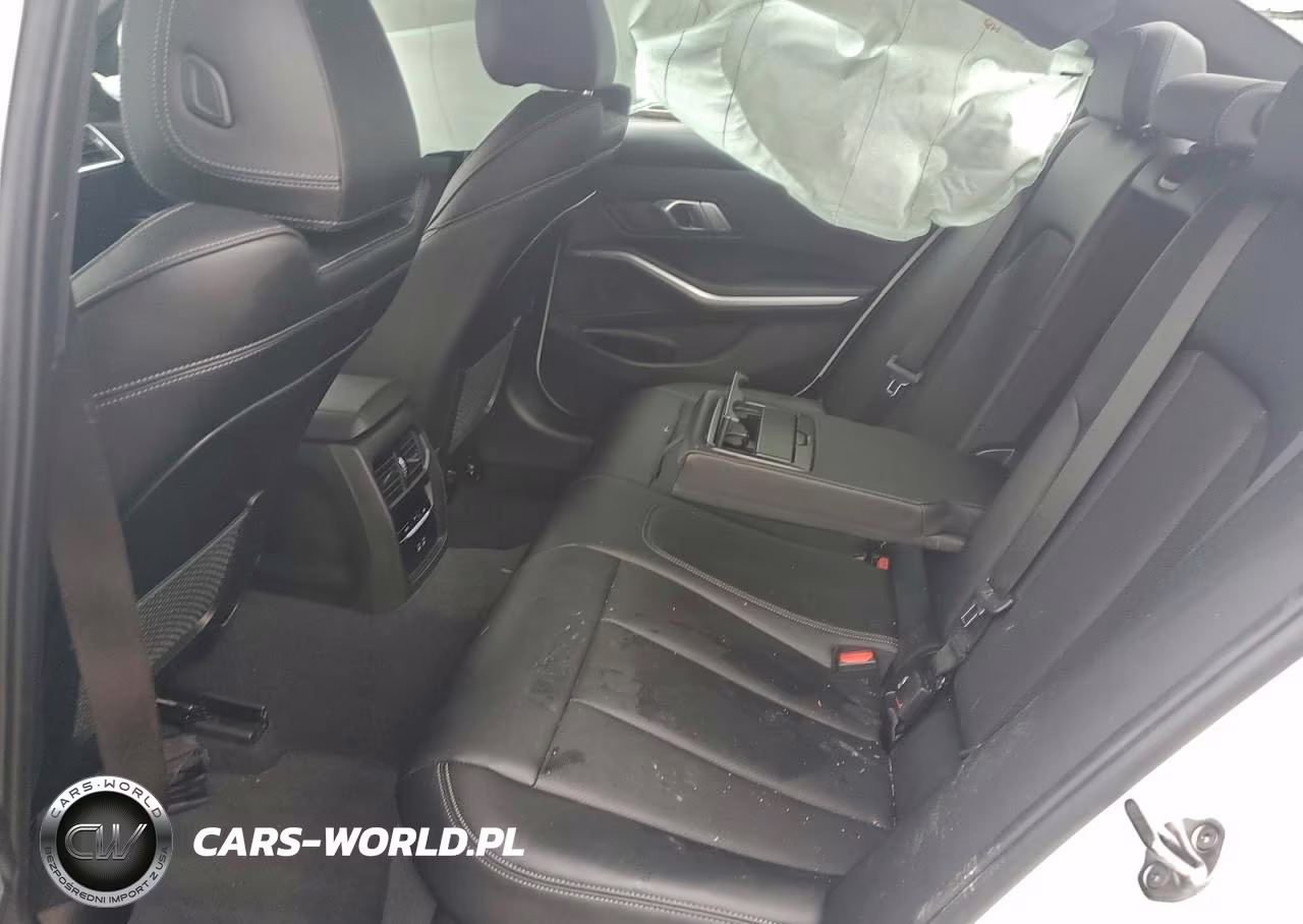 2023 BMW 330I VIN:3MW69FF0XP8C92425 - 10