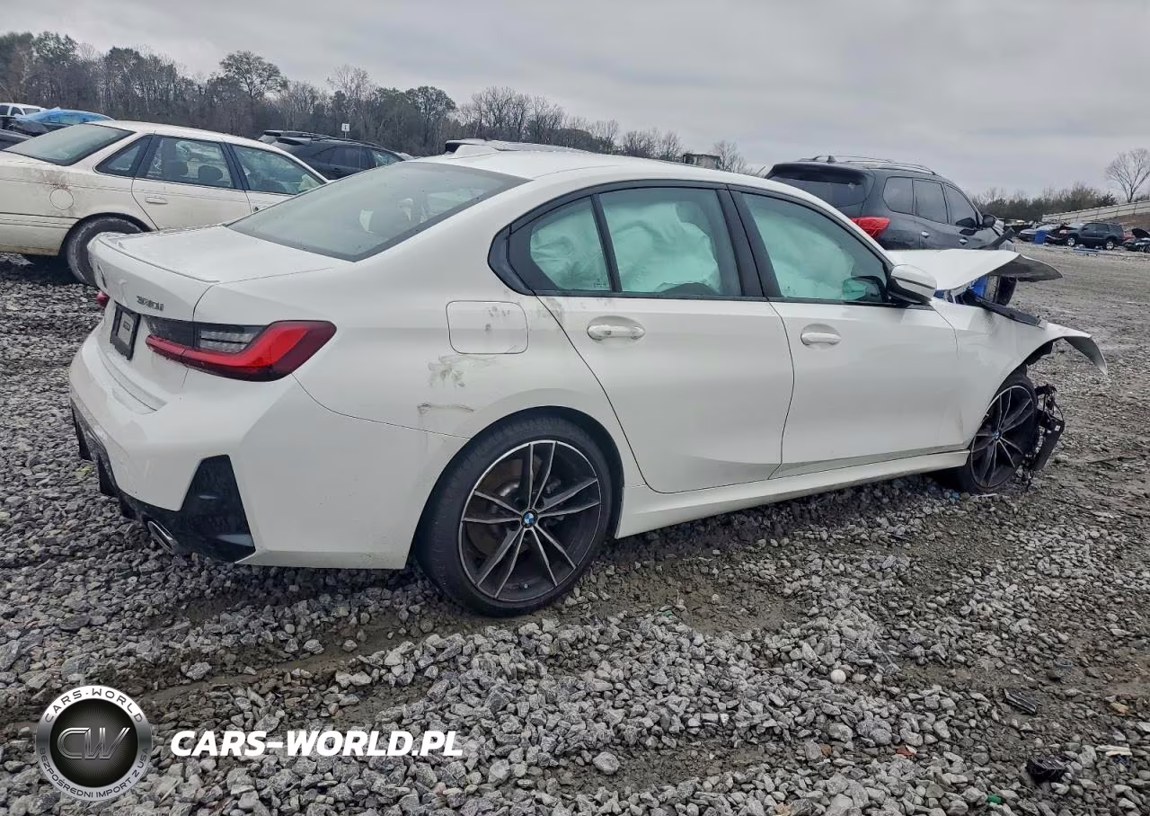 2023 BMW 330I VIN:3MW69FF0XP8C92425 - 3