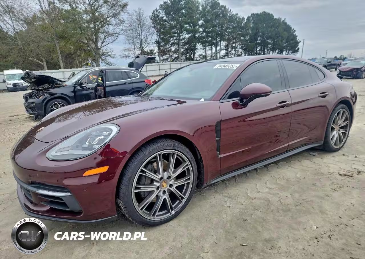 2018 Porsche Panamera 4S