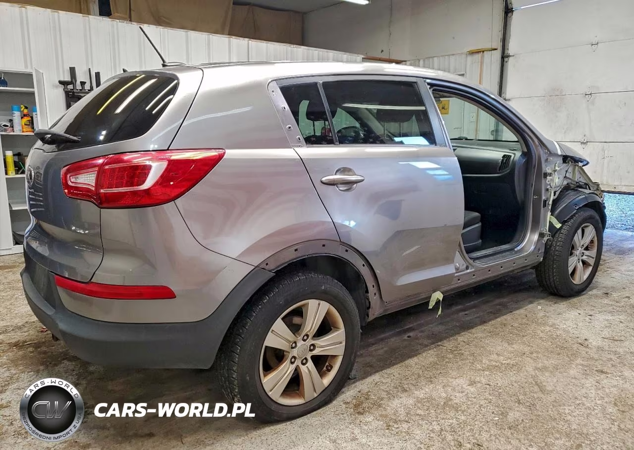 2013 Kia Sportage Base VIN:KNDPB3A27D7366576 - 3