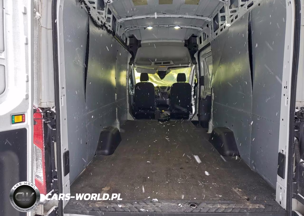 2018 Ford Transit Van T-250 El VIN:1FTYR3XM3JKA32319 - 10