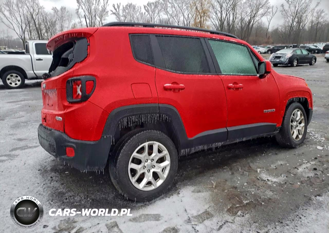 2018 Jeep Renegade Latitude VIN:ZACCJBBB9JPH84923 - 3