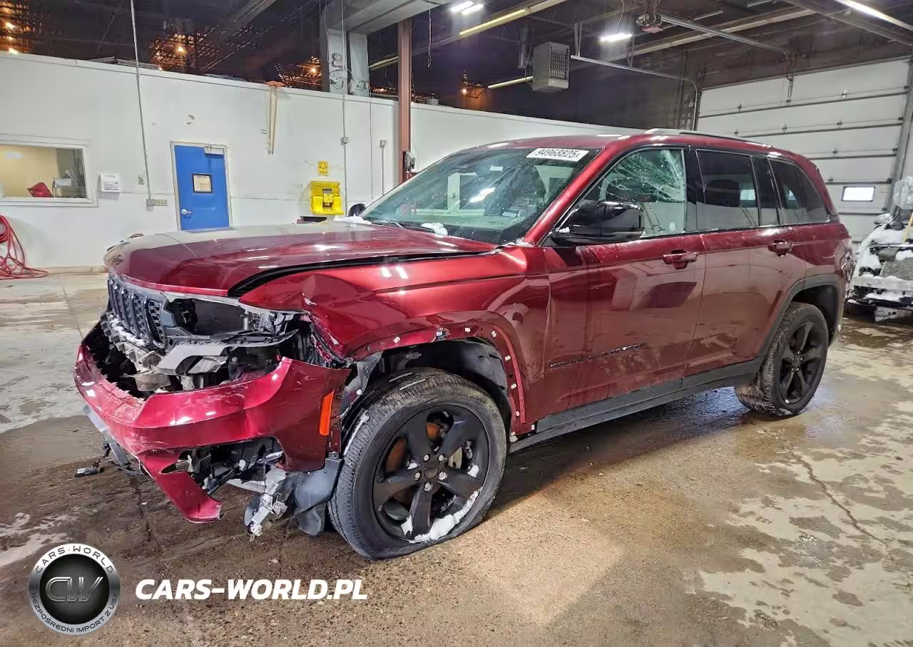 2023 Jeep Grand Cherokee Laredo