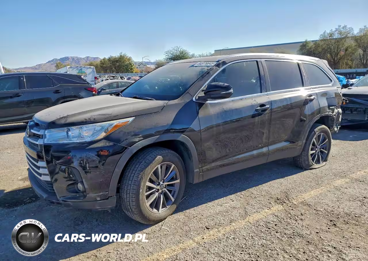 2019 Toyota Highlander Se