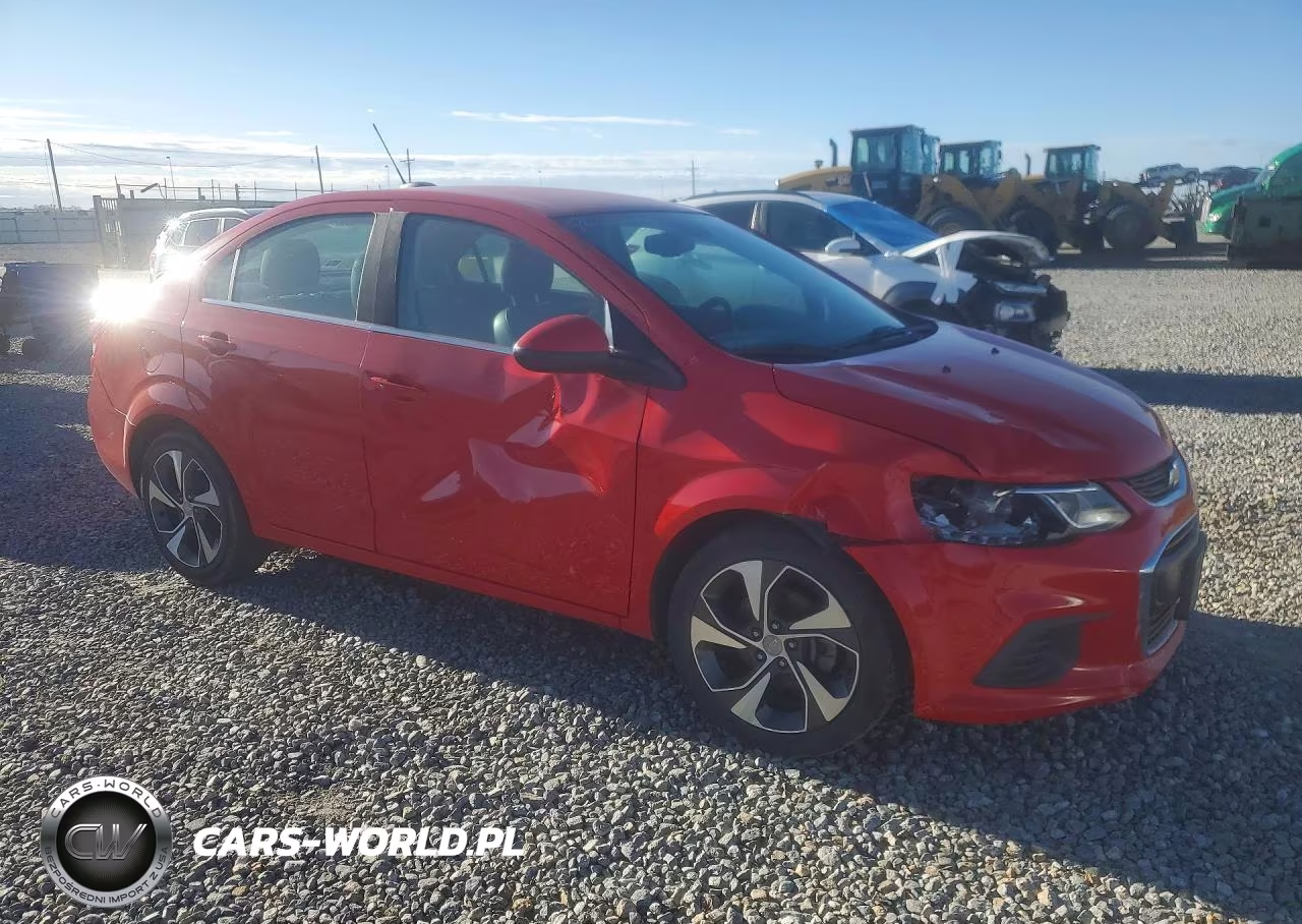 2017 Chevrolet Sonic Premier VIN:1G1JF5SB4H4146901 - 4