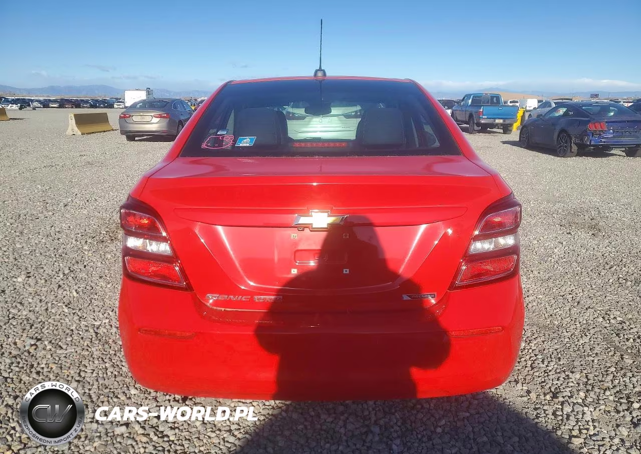 2017 Chevrolet Sonic Premier VIN:1G1JF5SB4H4146901 - 6
