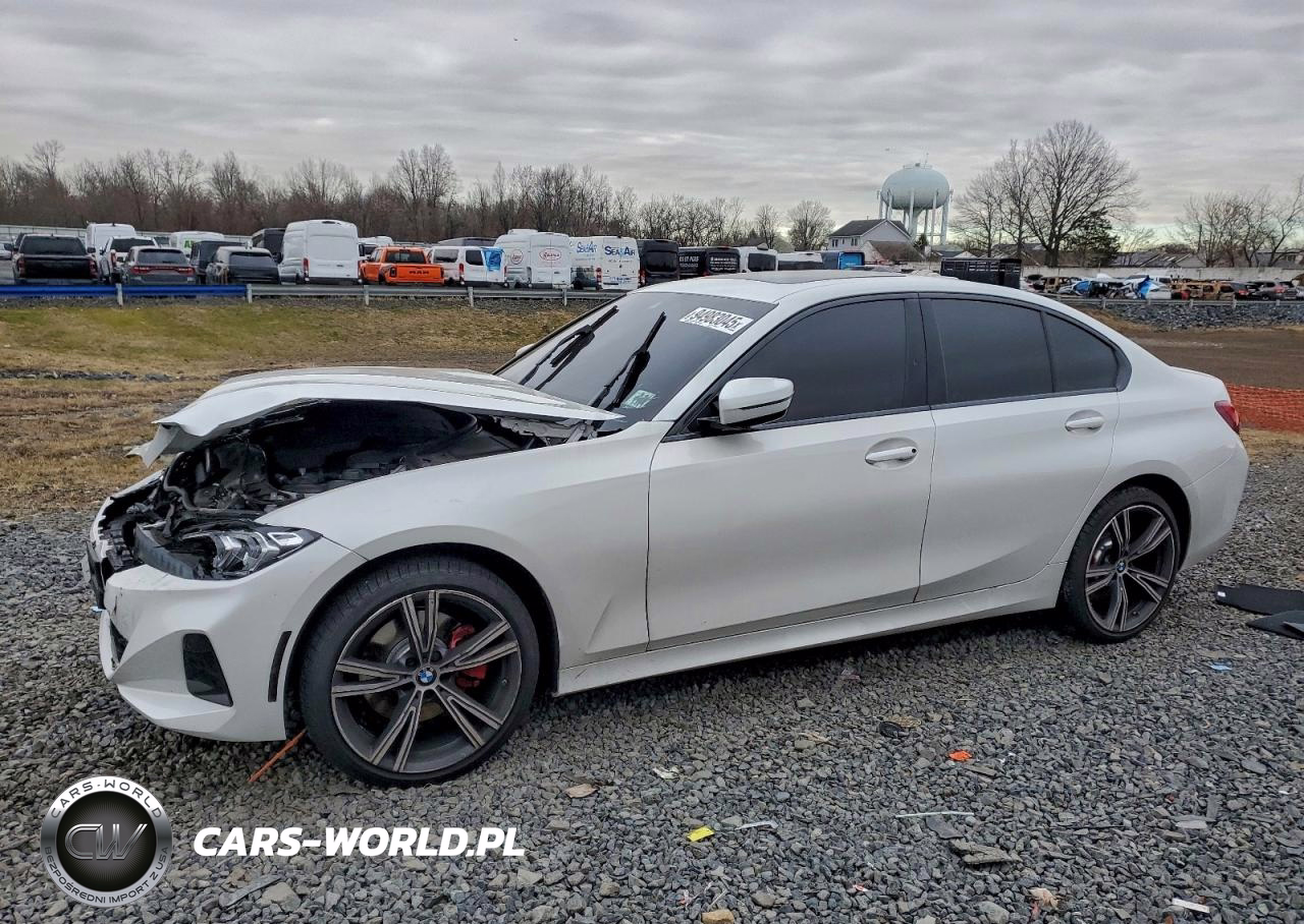 2024 BMW 330Xi – zdjęcie 1 z 12