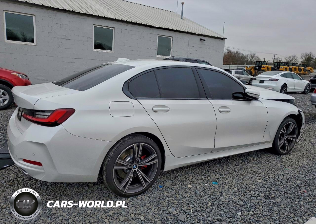 2024 BMW 330Xi VIN:3MW89FF06R8E47869 - 3