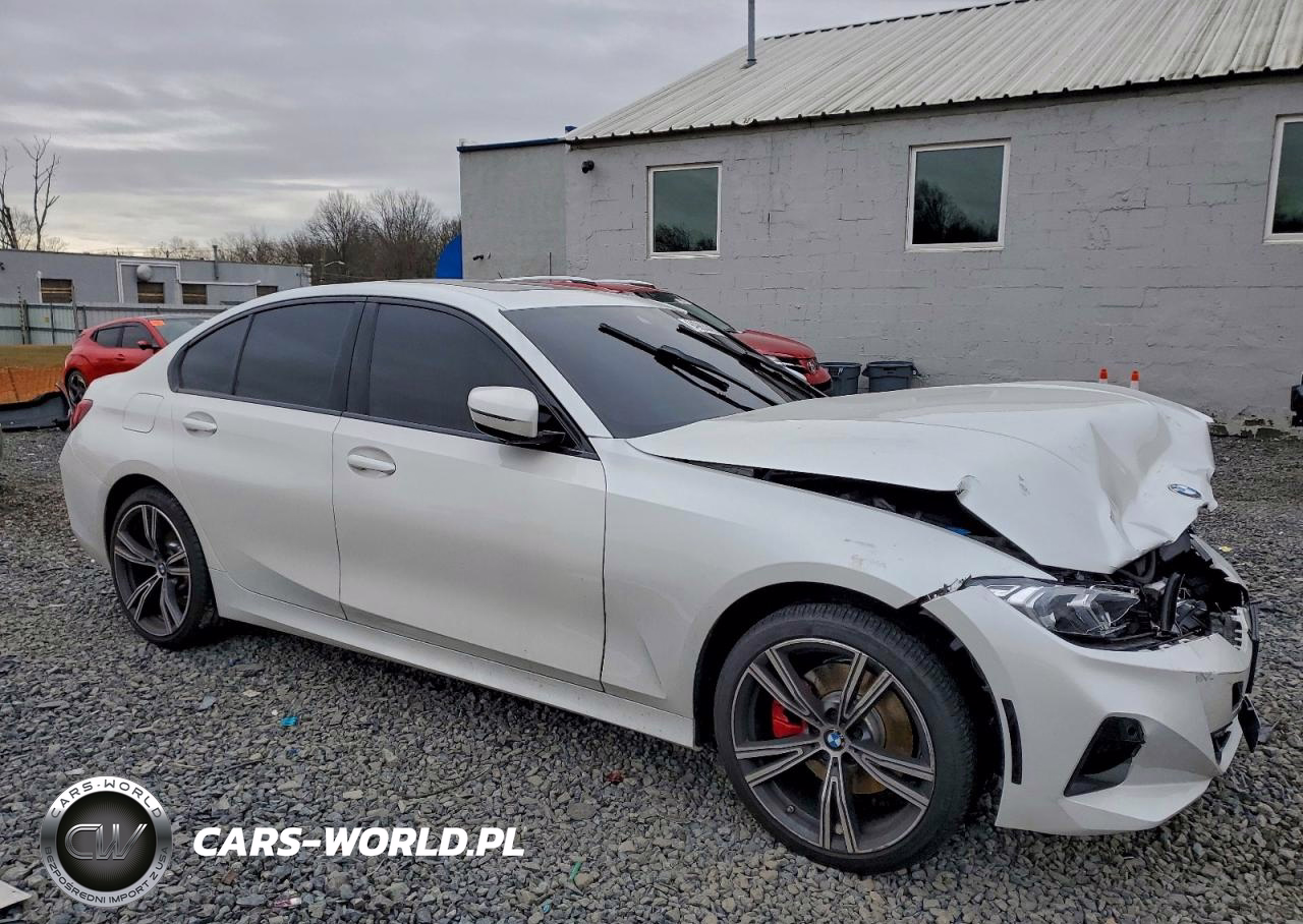 2024 BMW 330Xi VIN:3MW89FF06R8E47869 - 4