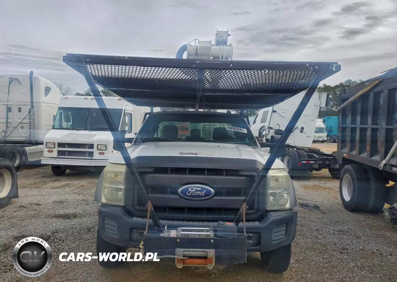 2011 Ford F550 Super Duty VIN:1FDUF5HT2BEB16166 - 5