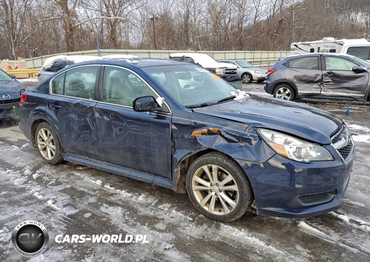 2014 Subaru Legacy 2.5I Premium VIN:4S3BMBC64E3013235 - 4