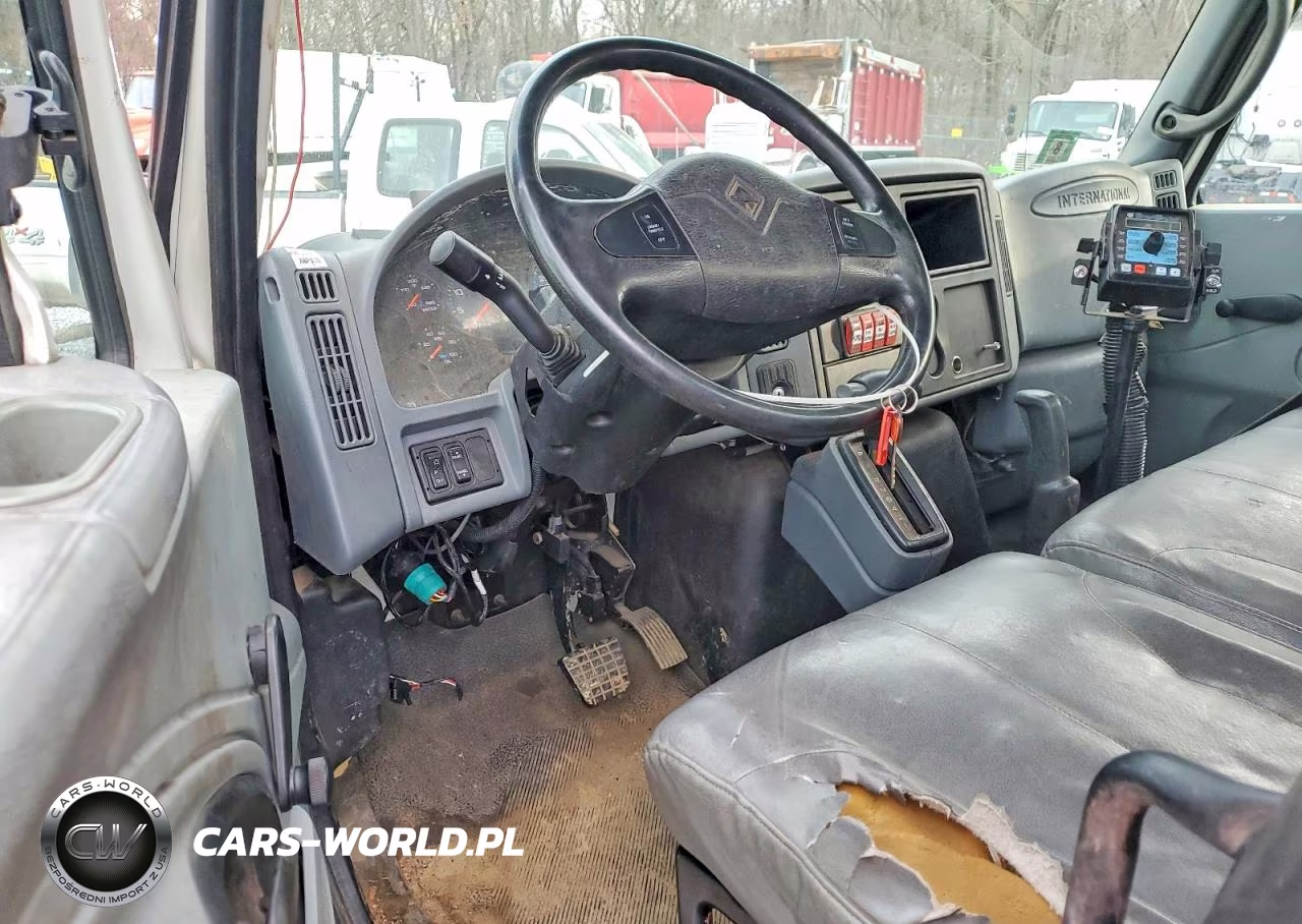 2005 International 4300 De-Icer Truck VIN:1HTMMAAM55H686352 - 8