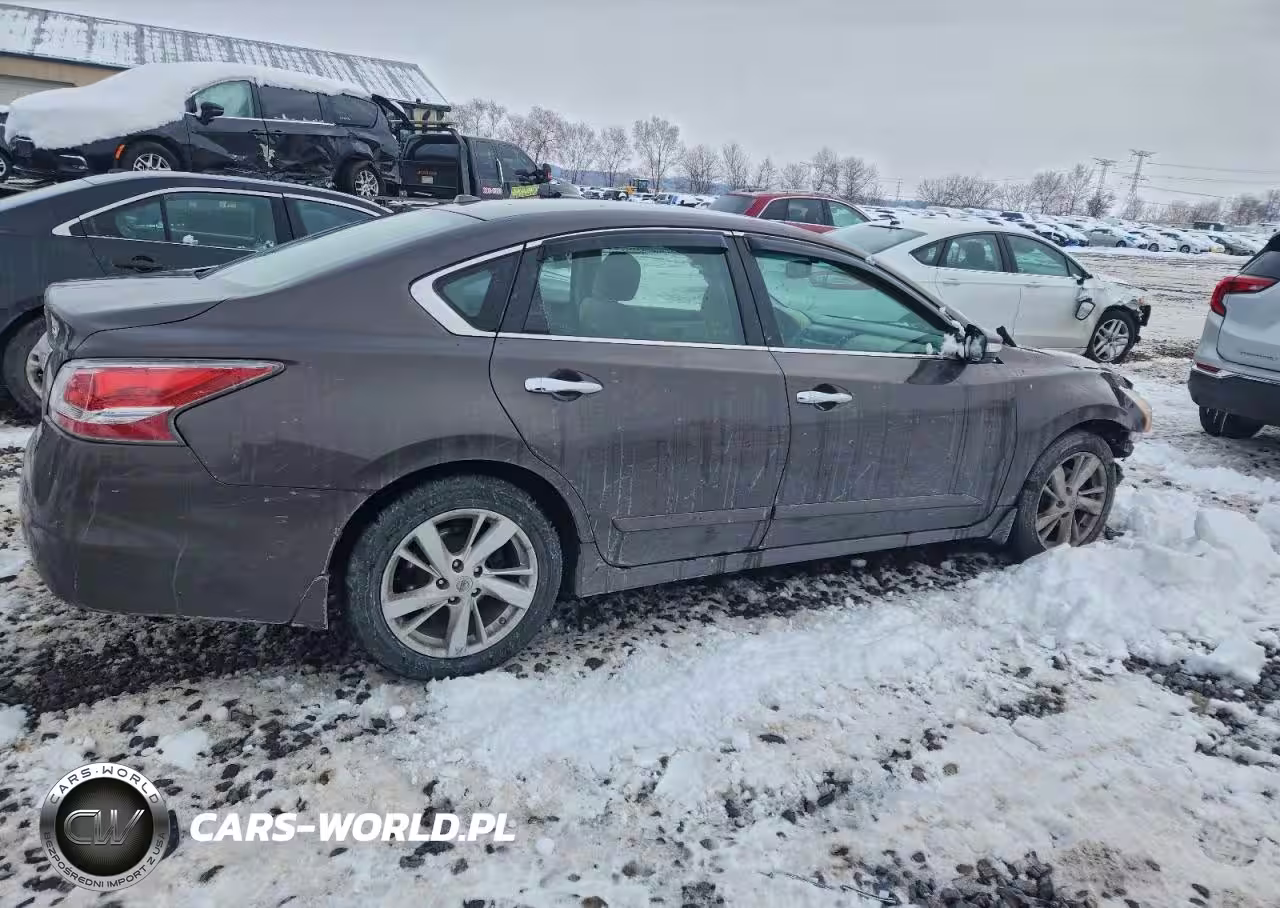 2015 Nissan Altima 2.5 VIN:1N4AL3AP2FC267548 - 3