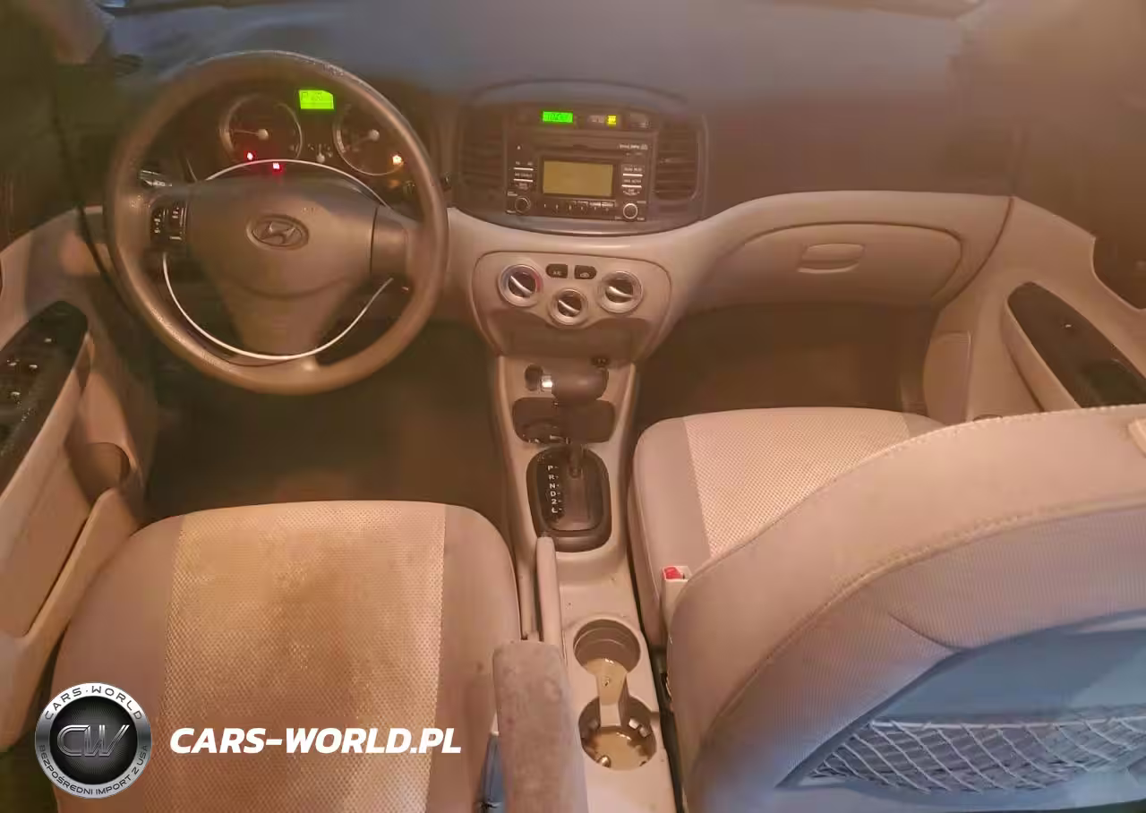 2009 Hyundai Accent Gls VIN:KMHCN46C79U334731 - 8