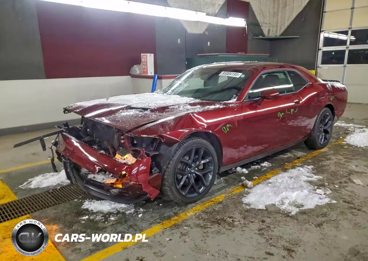 2022 Dodge Challenger Sxt