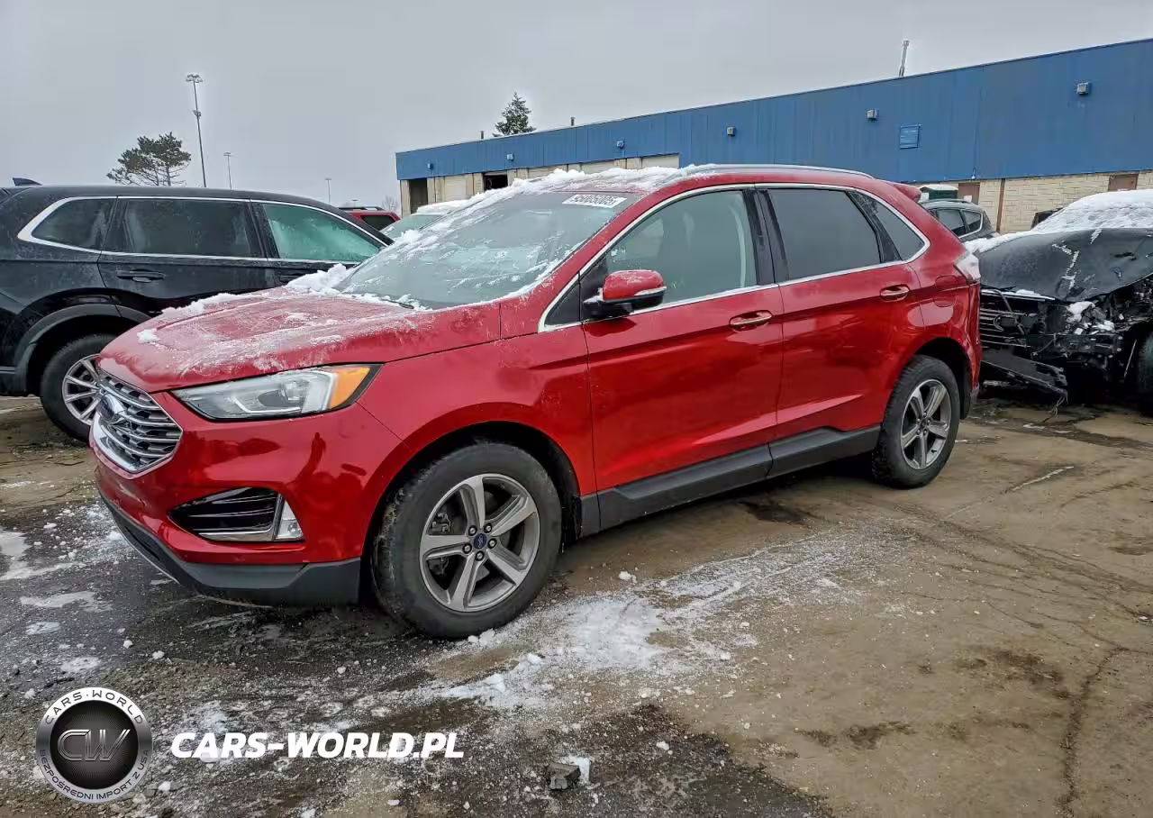 2020 Ford Edge Titanium