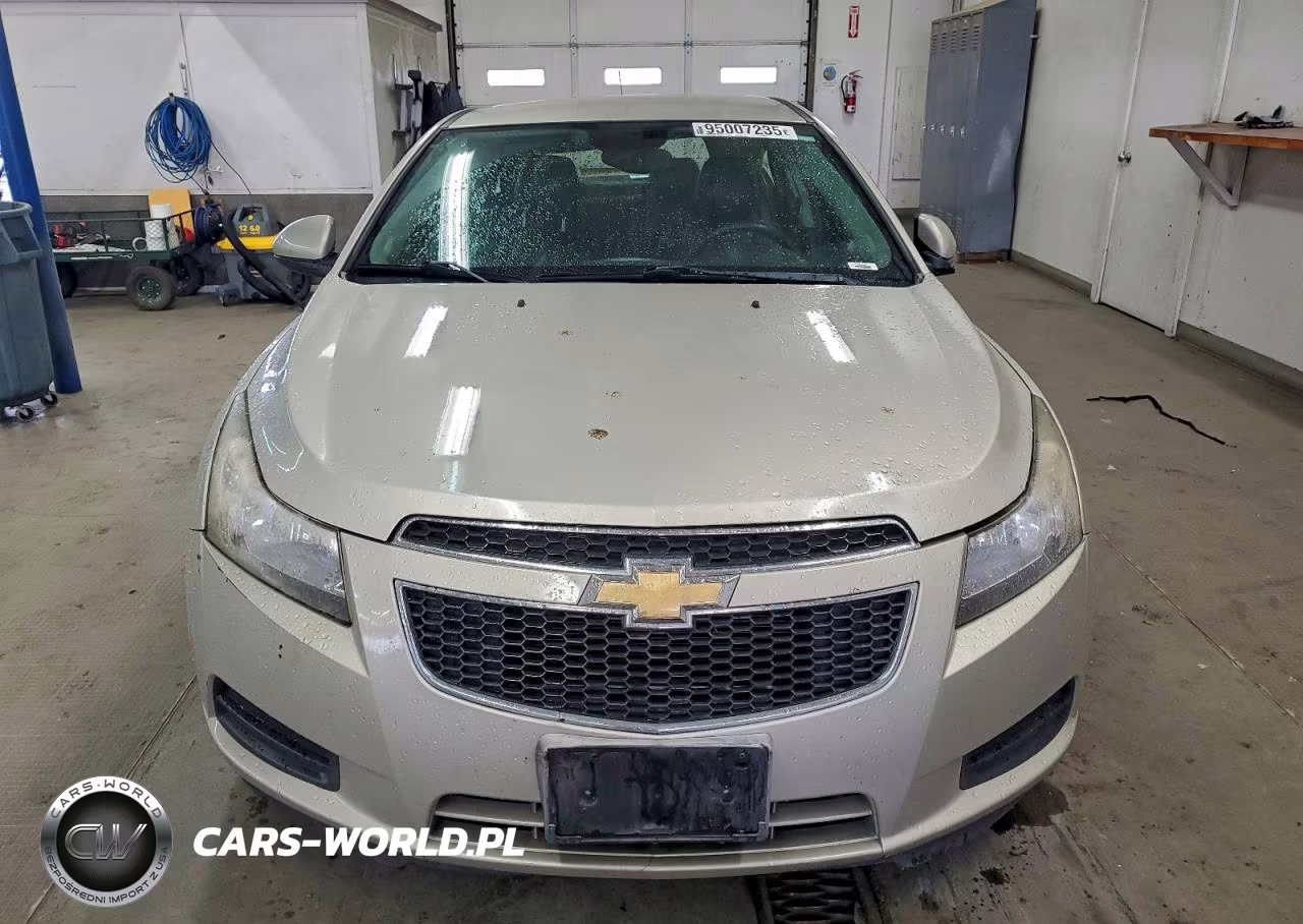 2013 Chevrolet Cruz VIN:1G1PE5SBXD7305698 - 5