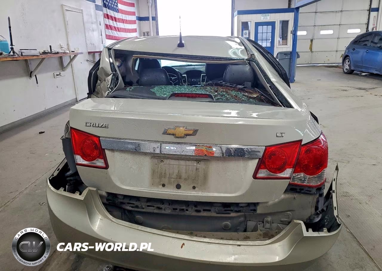 2013 Chevrolet Cruz VIN:1G1PE5SBXD7305698 - 6