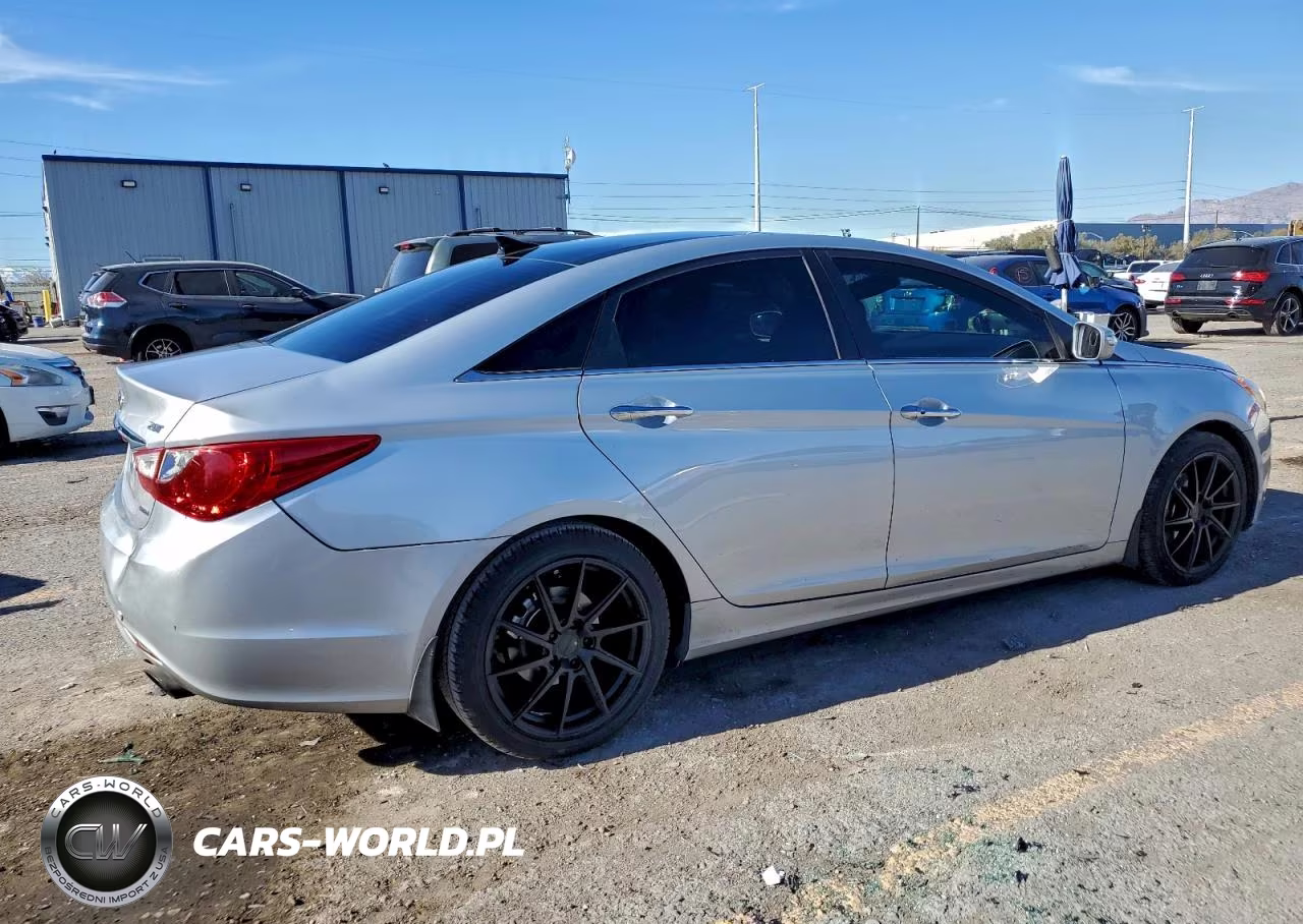 2013 Hyundai Sonata Se VIN:5NPEC4AB1DH582218 - 3