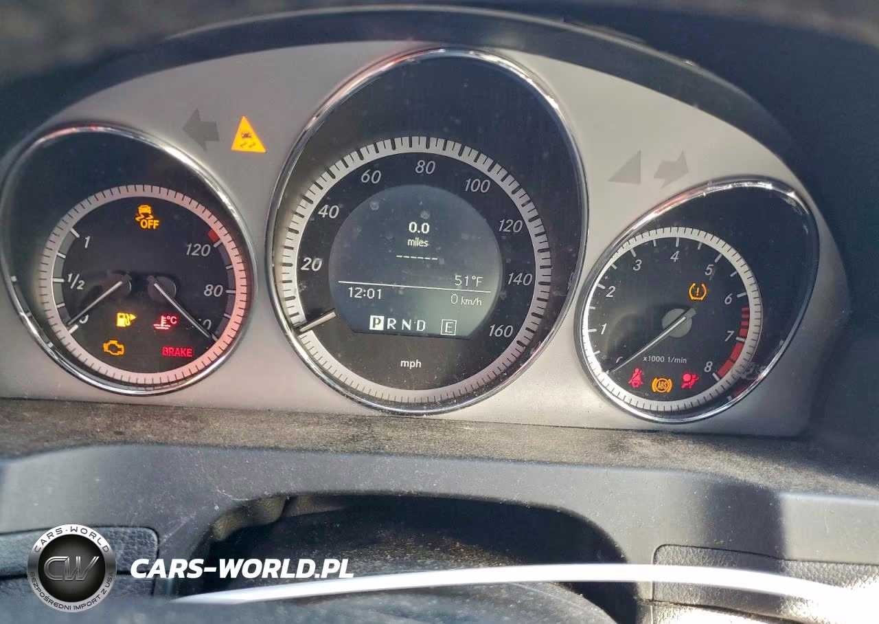 2011 Mercedes-Benz C 300 4Matic VIN:WDDGF8BB4BR143922 - 9