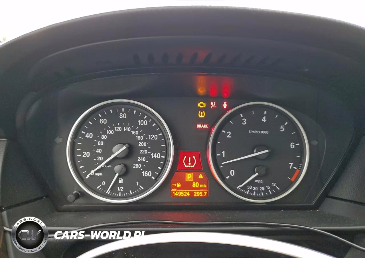 2010 BMW 528 Xi VIN:WBANV1C56AC159106 - 9