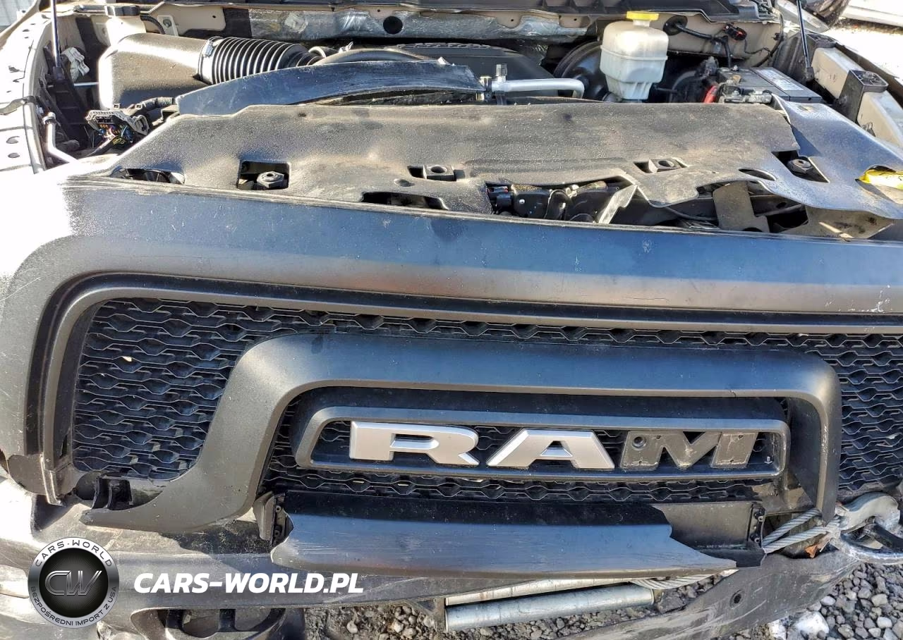 2018 Ram 2500 Powerwagon VIN:3C6TR5EJ1JG395988 - 11