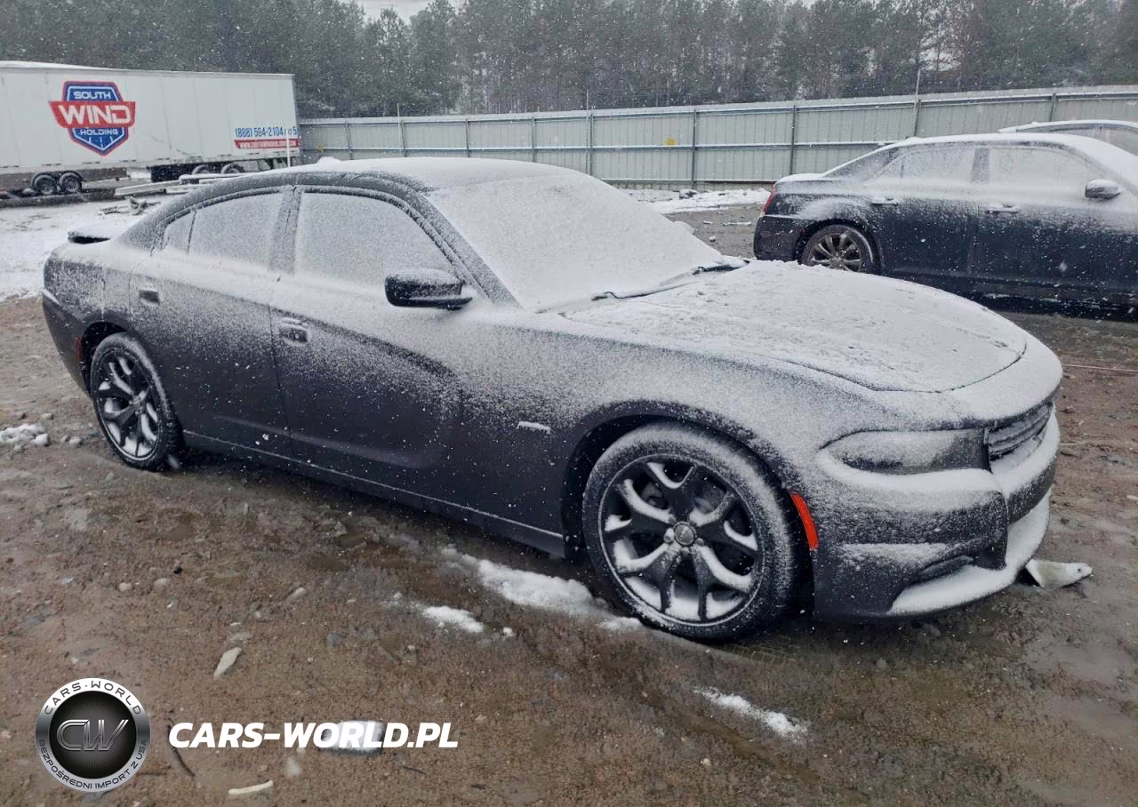 2015 Dodge Charger R-T VIN:2C3CDXCT5FH827470 - 4