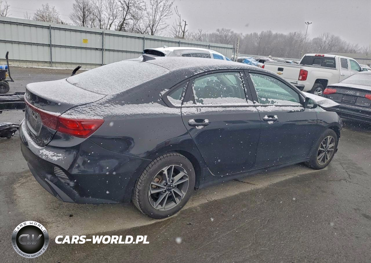 2023 Kia Forte Lx VIN:3KPF24AD3PE538190 - 3