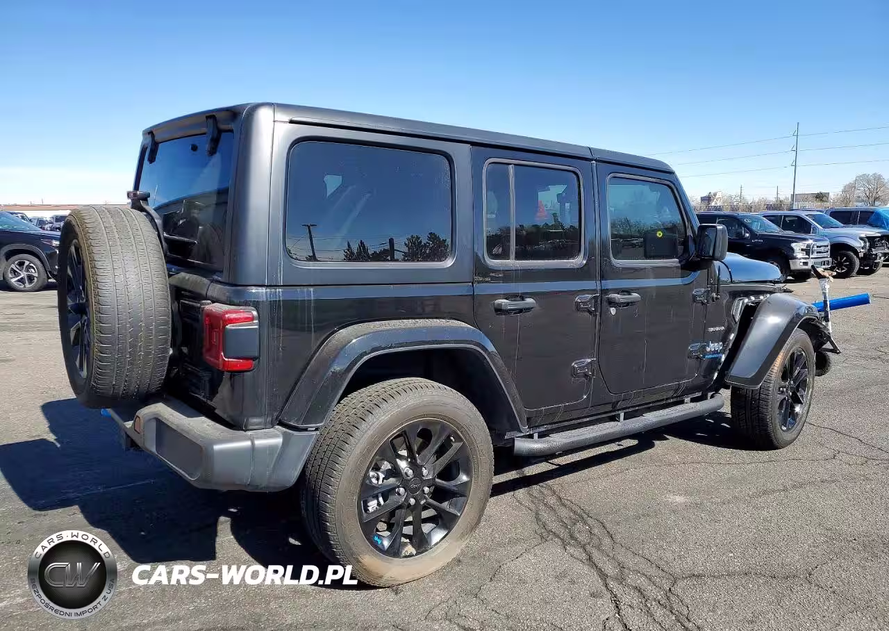 2023 Jeep Wrangler Sahara 4Xe VIN:1C4JJXP69PW695901 - 3