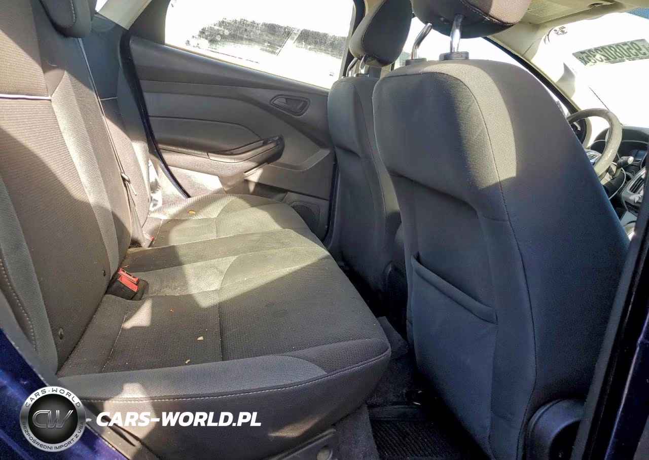 2012 Ford Focus Se VIN:1FAHP3F20CL163376 - 10
