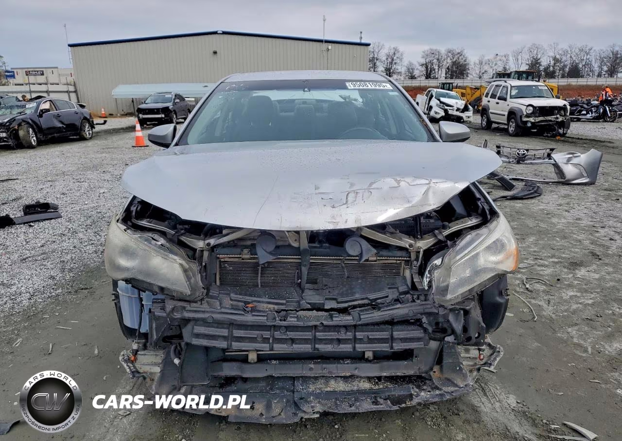 2015 Toyota Camry Le VIN:4T1BF1FK5FU102395 - 5
