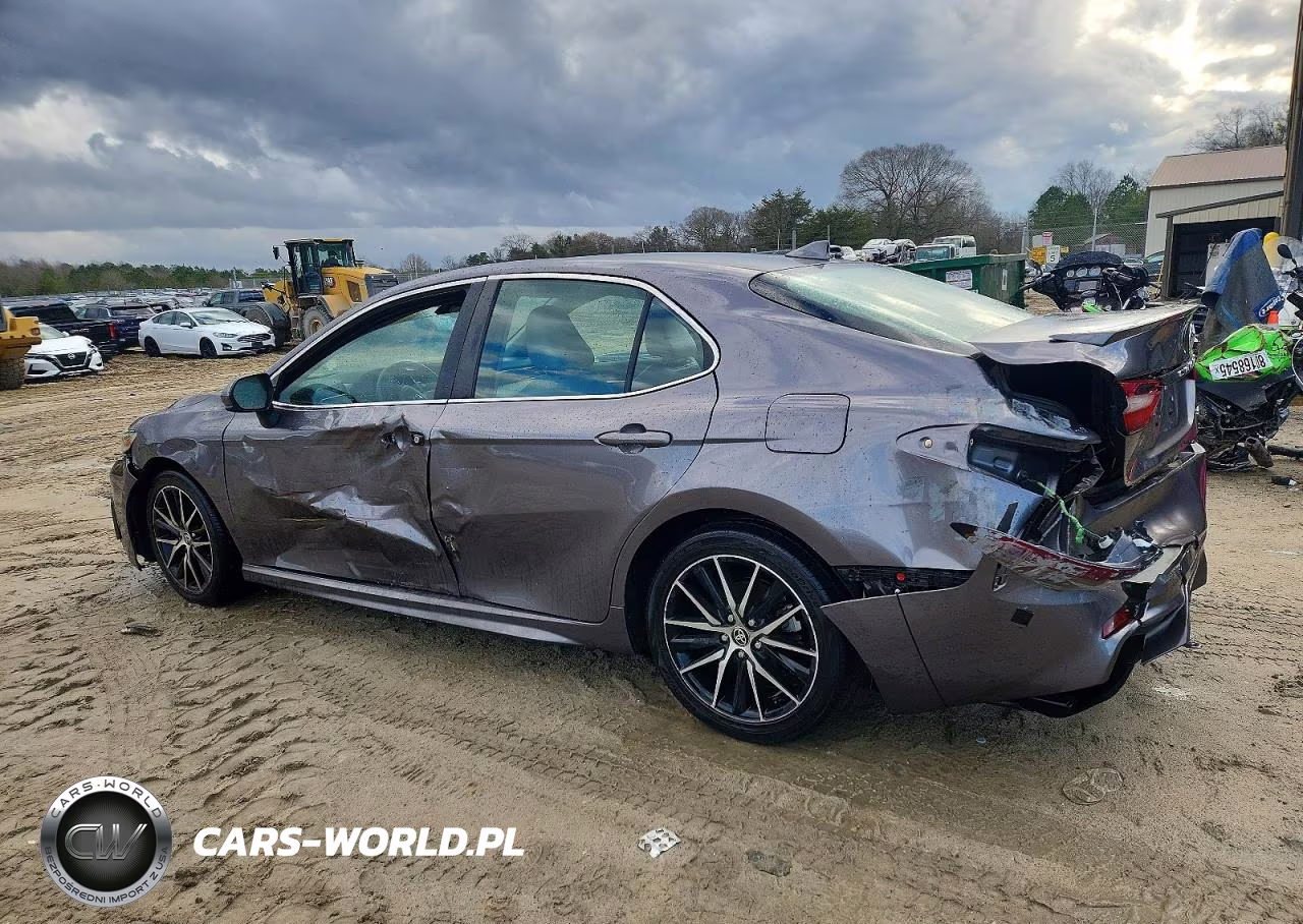 2021 Toyota Camry Se VIN:4T1G11AK2MU601826 - 2