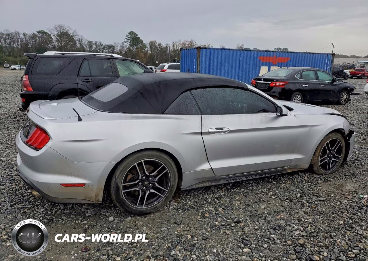 2018 Ford Mustang VIN:1FATP8UH1J5155092 - 3