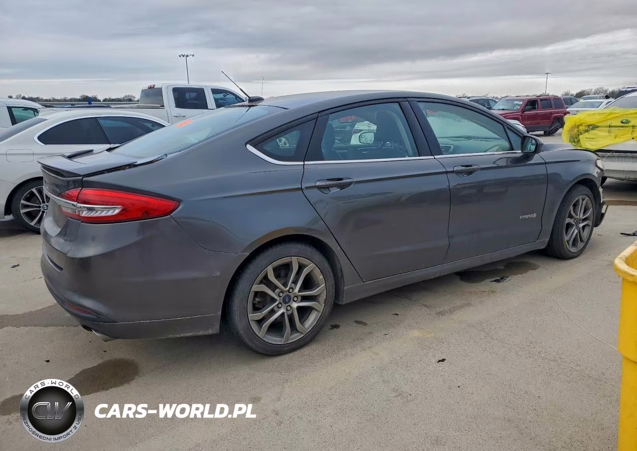 2017 Ford Fusion Se Hybrid VIN:3FA6P0LU6HR300079 - 3