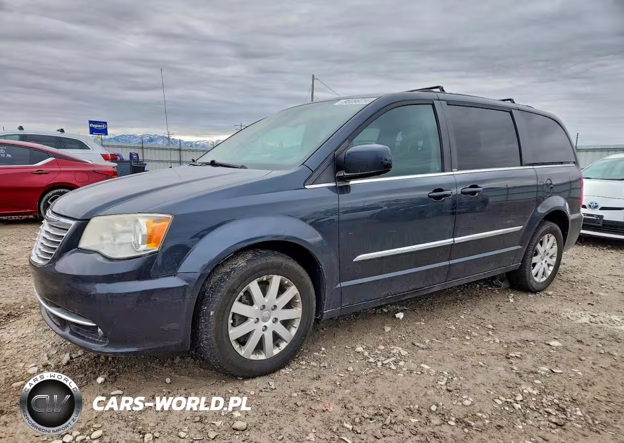 2014 Chrysler Town & Country Touring