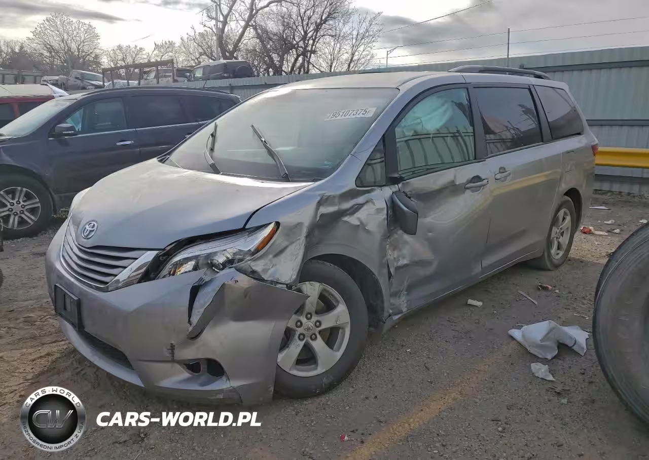2017 Toyota Sienna Le